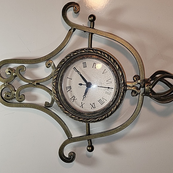 Source Unknown Other - Bronze Plated Quartz Clock